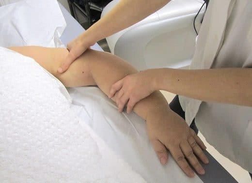 Linfodrenaggio Manuale Post Mastectomia Arto Superiore Fisioterapia Dott. Notarrigo San Lazzaro Bologna